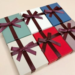 Подарочная коробка ассорти...